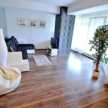 Luxury By The Lake شقة مامايا